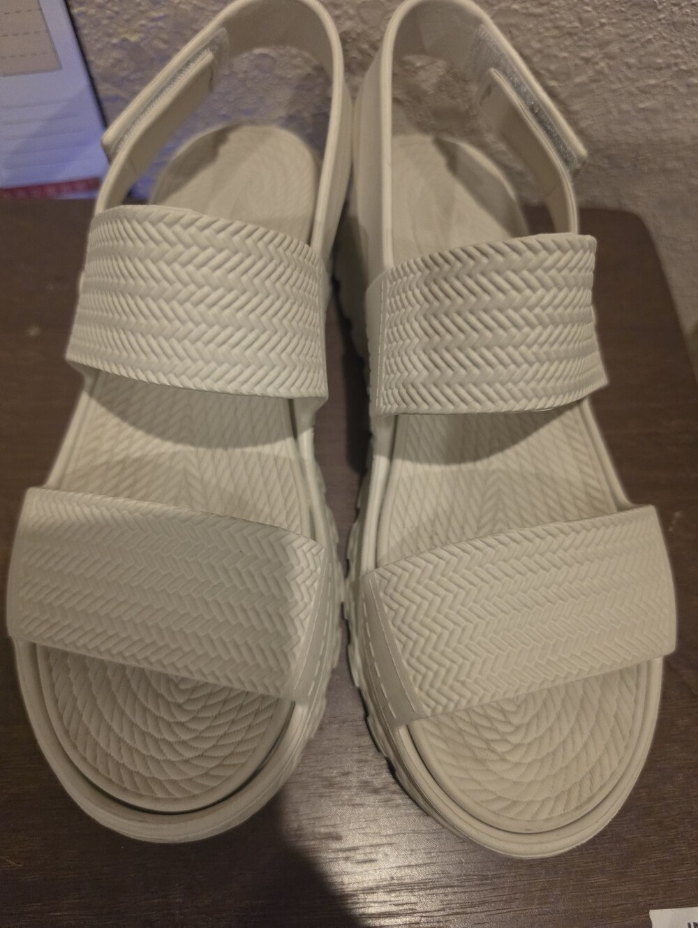 Women’s Sketchers Cream Comfort Strap Sandals